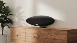 Bowers & Wilkins Zeppelin Zwart -Tech Winkel 1651296