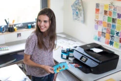 HP Officejet 7740 + 1 Set Extra Inkt + 500 Vellen A4 Papier -Tech Winkel 1737669 2