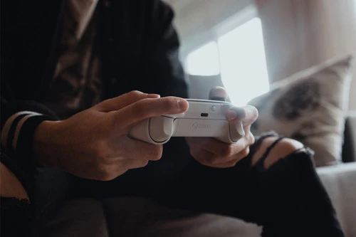 Xbox Series X + Microsoft Xbox Controller Wit + Play & Charge Kit 20 Xbox Series X + Microsoft Xbox Controller Wit + Play & Charge Kit - Afbeelding 18