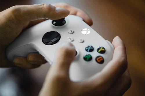 Xbox Series X + F1 23 + Microsoft Xbox Controller Wit 22 Xbox Series X + F1 23 + Microsoft Xbox Controller Wit - Afbeelding 20